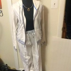 Catalina Ladies white and grey sweat suit  Cotton and Polyester medium (8-10)